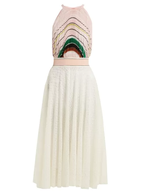 Rochie midi în culoare deschisă